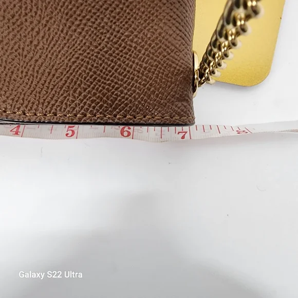 Coach Brown/Tan Leather Crossbody Phone Bag Wallet Chain Strap Gold Hardware - Picture 8 of 13